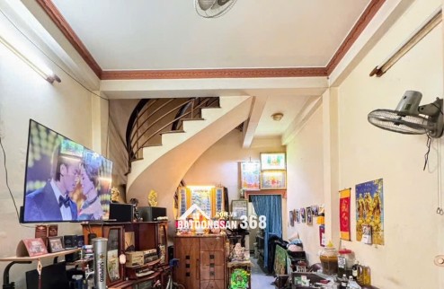 Bán nhà Hẻm ô tô ngay phố ẩm thực Phú Thọ Hòa, 67m2, 2 tầng, Vị trí kinh doanh, Chỉ 7tỷ nhỉnh