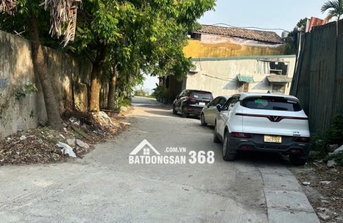 Bán nhà ngõ 465 Ngọc Thuỵ 40m x 3T oto tránh, oto vào nhà chỉ nhỉnh 6 tỷ. LH 0936123469