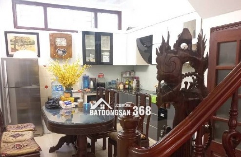 Bán nhà phố Huỳnh Thúc Kháng - Carnival đỗ cửa  - Thoáng ở ngay - 50m2 - n 14 tỷ