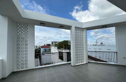 Nhà Mới Ở Ngay 3Tầng BTCT Bình Hưng Hòa A, ngay 4Xã