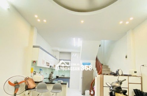 BÁN NHÀ 5 TẦNG NGỌC THỤY- 2 THOÁNG - Ô TÔ ĐỖ CỔNG -NHỈNH 7 TỶ.