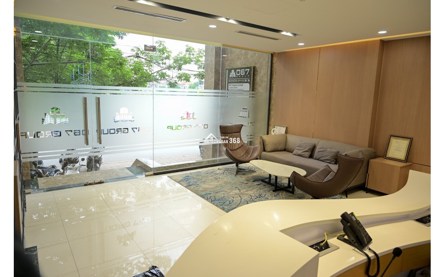 Bán nhà mặt hồ hạ đình – căn đẹp nhất tuyến đường – 8 tầng thang máy – view hồ – có 1 không 2