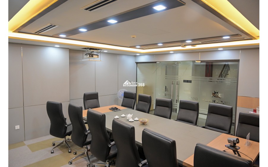 Bán nhà mặt hồ hạ đình – căn đẹp nhất tuyến đường – 8 tầng thang máy – view hồ – có 1 không 2