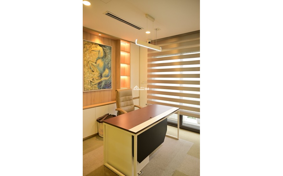 Bán nhà mặt hồ hạ đình – căn đẹp nhất tuyến đường – 8 tầng thang máy – view hồ – có 1 không 2