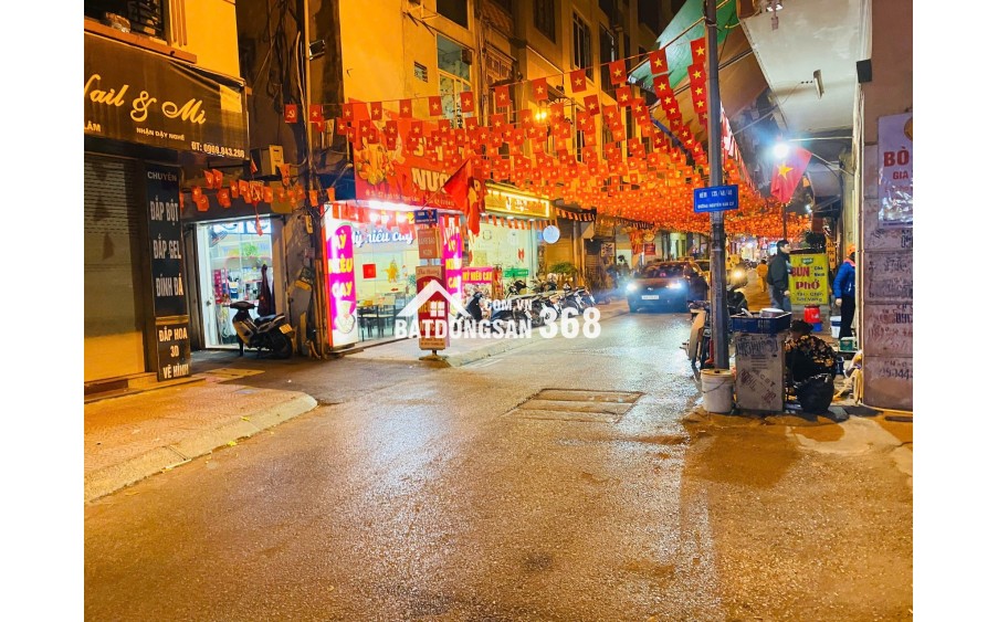 BÁN NHÀ TẠI PHỐ NGỌC LÂM - PHỐ VIP - MẶT NGÕ Ô TÔ TRÁNH - KINH DOANH ĐỈNH - VỈA HÈ RỘNG 2 BÊN - XUNG QUANH TIỆN ÍCH BẠT NGÀN