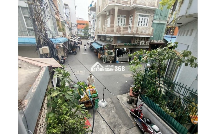 Nhà giá sốc Q.3 - Nguyễn Đình Chiểu - Cư xá đô thành - hẻm xe hơi - nhỉnh 7ty - nhà cũ tiện xây mới