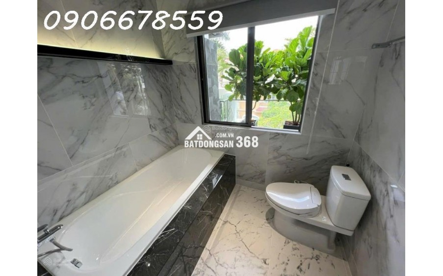 Bán Biệt thự căn góc ngay Hồ Bán Nguyệt Phú Mỹ Hưng Q7