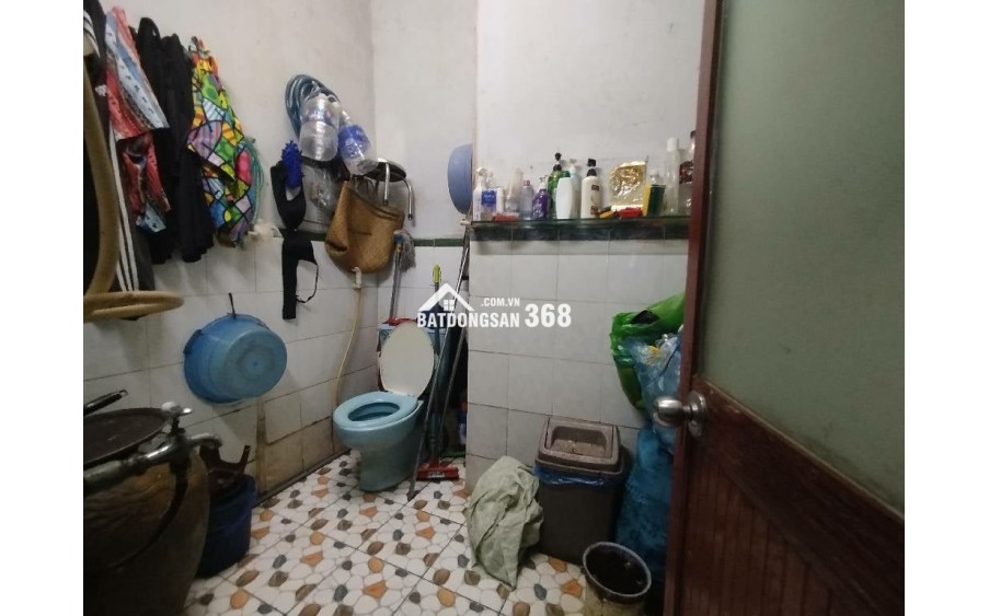 Nhà giá sốc Q.3 - Nguyễn Đình Chiểu - Cư xá đô thành - hẻm xe hơi - nhỉnh 7ty - nhà cũ tiện xây mới