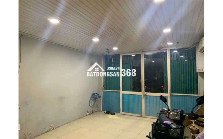 Cho thuê MB có máy lạnh tiện KD ngay mặt tiền Vĩnh Viễn Quận 10
