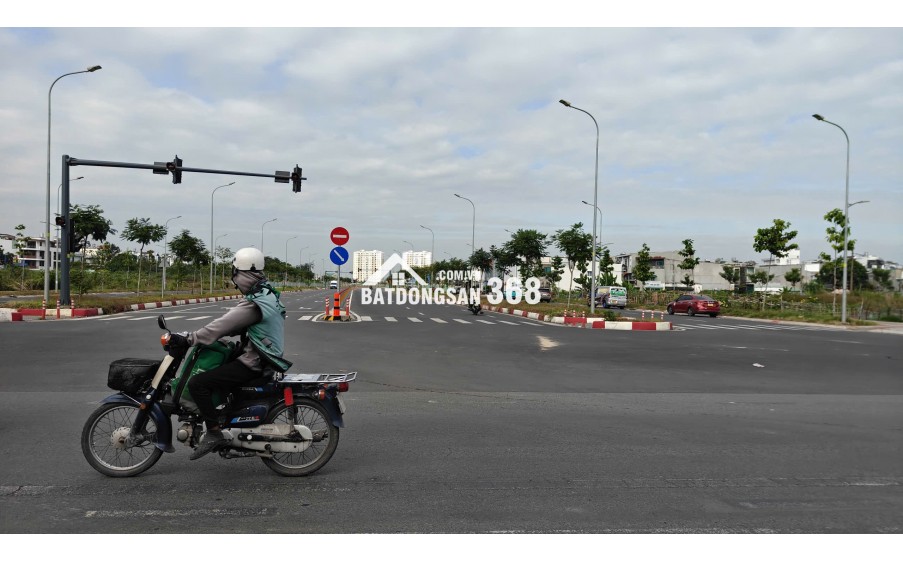 METRO SÀI GÒN THAM LƯƠNG ĐIỂM NHẤT ĐÔNG HƯNG THUẬN QUÂN 12
GIÁ HIẾM CHỈ 6,8TY SỞ HỮU 100M2