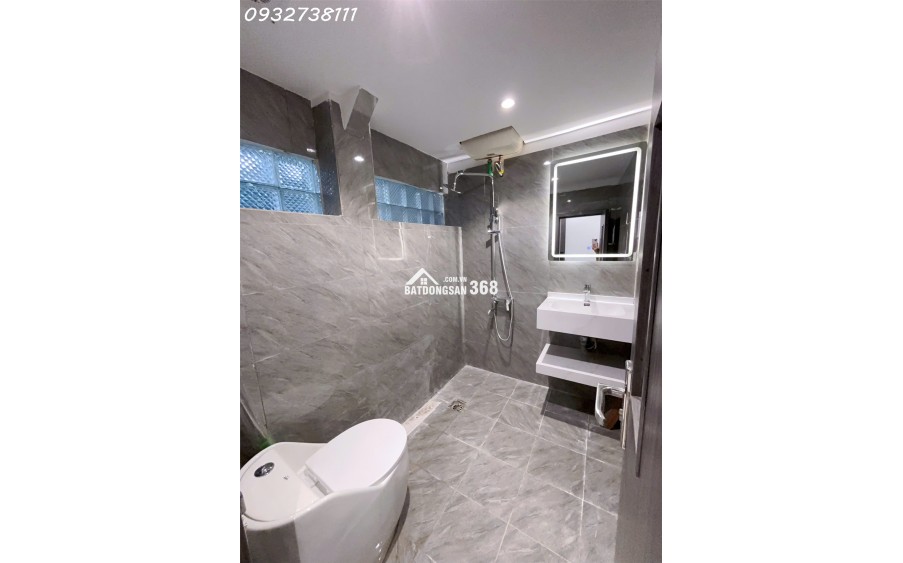 Bán căn hộ nhà tập thể đường Nguyễn Khoái, Hai Bà Trưng, cực đẹp, giá tốt nhất thị trường