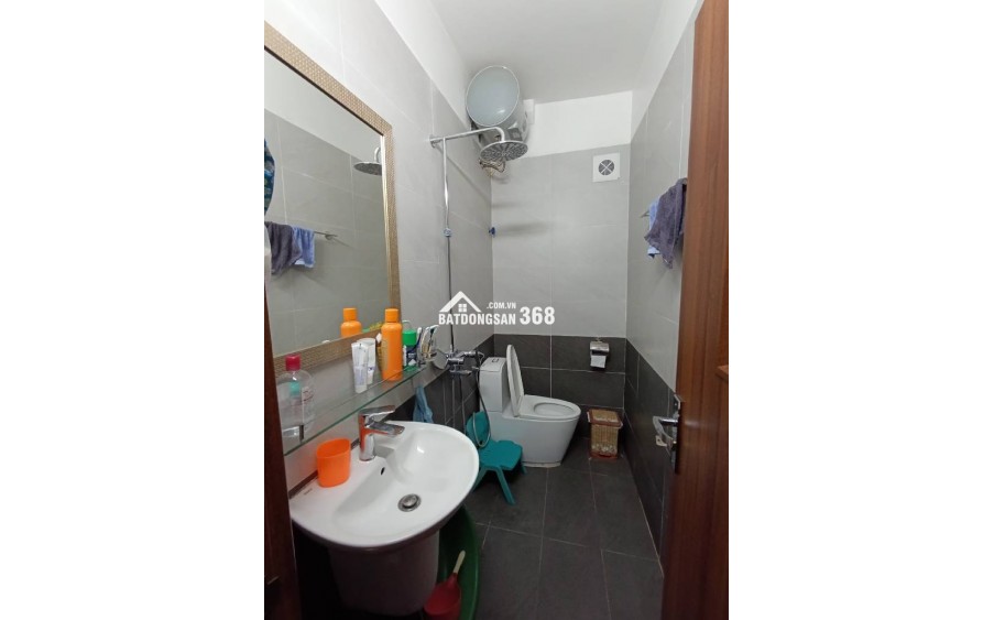 NGÔ QUYỀN-hà đông-33m2-9,5 Tỷ-oto đỗ cửa-nhà vị trí đẹp