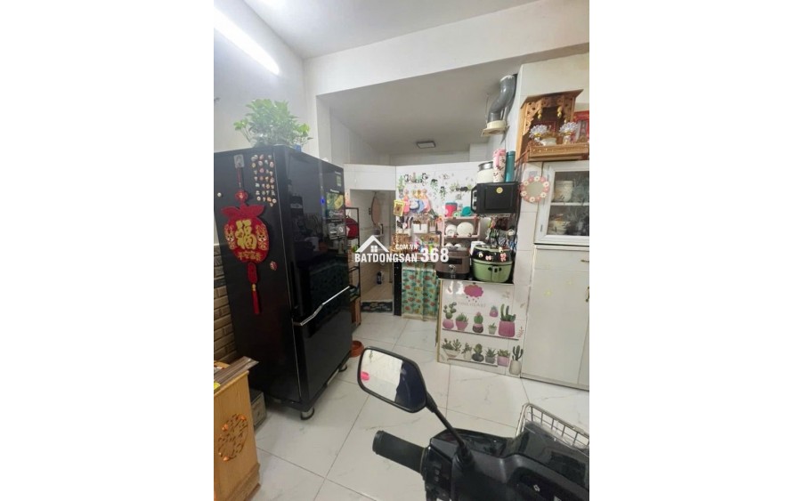 Cần Bán Gấp Nhà Giá Rẻ Nguyễn Văn Cừ P.2 Q.5- Giá chỉ 6,6tỷ TL