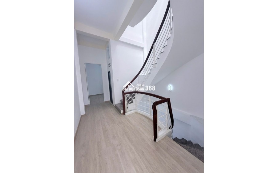 HẺM OTO - CÁCH MẶT TIỀN CHỈ VÀI CĂN - 4 PHÒNG NGỦ - 3 TẦNG BTCT - 51.4m2 - CHỈ 9.13 tỷ