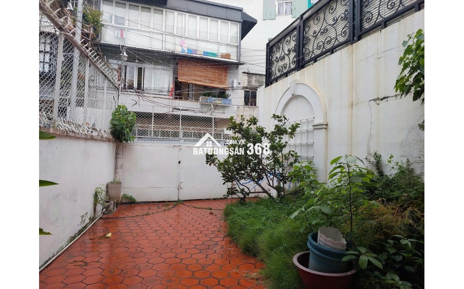 Chính chủ bán nhà siêu VIP hẻm xe hơi Võ Thị Sáu Q1 gần CV Lê Văn Tám