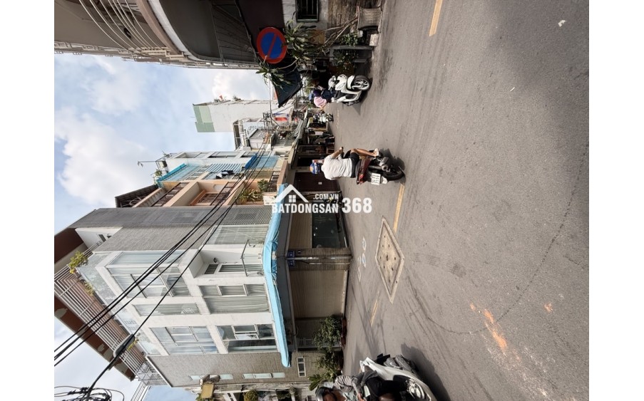 Nhà giá sốc Q.3 - Nguyễn Đình Chiểu - Cư xá đô thành - hẻm xe hơi - nhỉnh 7ty - nhà cũ tiện xây mới