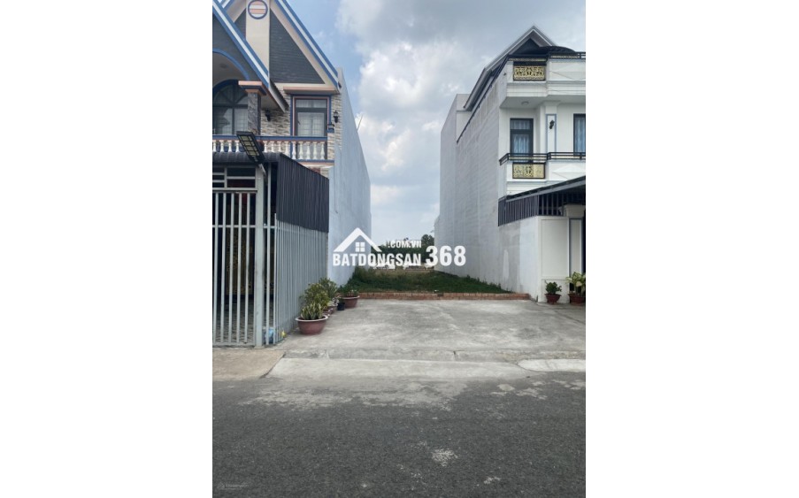 BÁN ĐẤT 120M2 GIÁ 1TY4 TRUNG TÂM THỦ DẦU MỘT, SỔ HỒNG RIÊNG