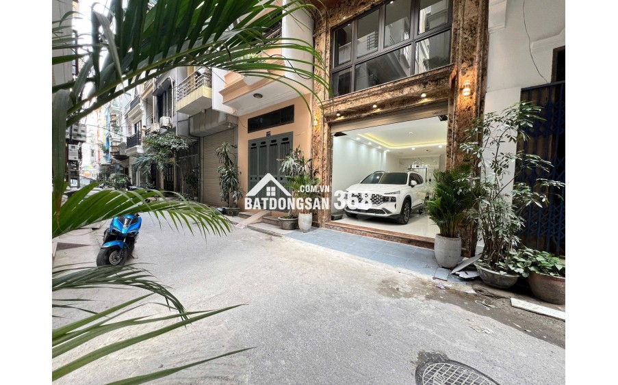 SIÊU PHẨM PHÂN LÔ TRẦN QUỐC HOÀN - CẦU GIẤY - 7 TẦNG THANG MÁY - Ô TÔ 7 CHỖ VÀO NHÀ