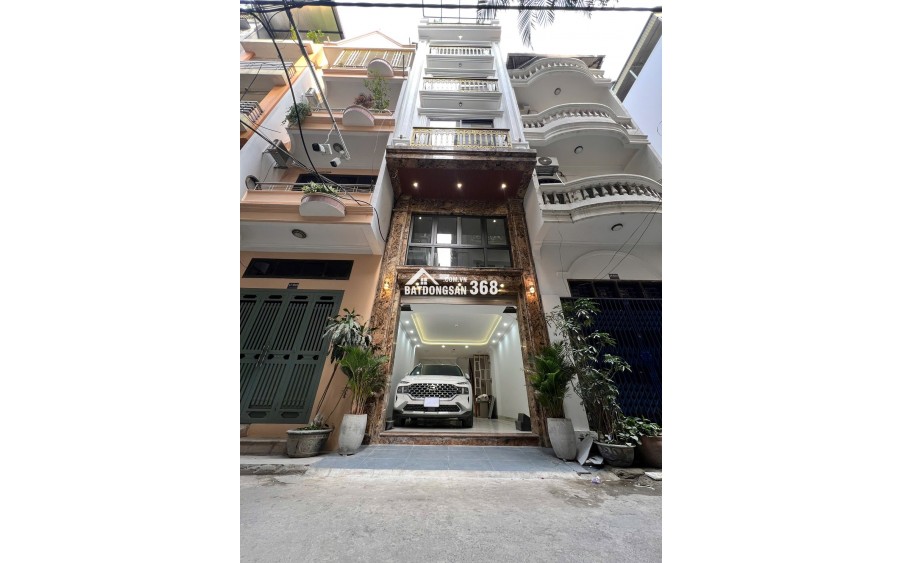 SIÊU PHẨM PHÂN LÔ TRẦN QUỐC HOÀN - CẦU GIẤY - 7 TẦNG THANG MÁY - Ô TÔ 7 CHỖ VÀO NHÀ