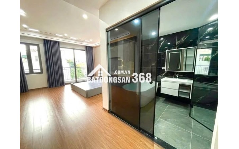 Phố Hoàng Như Tiếp, Bồ Đề - Đối diện bệnh viện Tâm Anh - DT 50m giá chỉ 22,5 tỷ