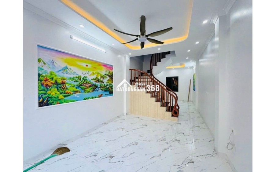 Bán nhà riêng Ngô Quyền_Hà đông_35m2_Hơn 9tỷ_Sân trước nhà thoáng vĩnh viễn_Hiếm!