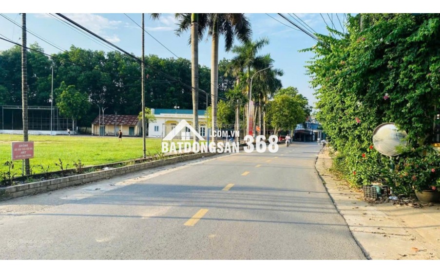 Bán gấp lô đất 106m² full thổ cư Mặt tiền rộng, nở hậu Gần sân bóng Đồng Trạng