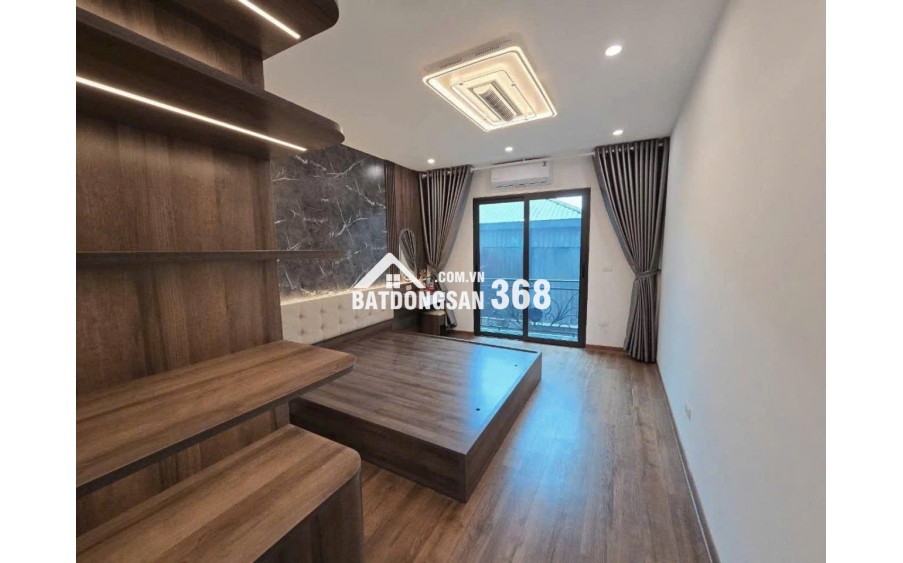 Bán nhà Thạch Bàn, gần AEON, 53m2, không gian sống yên bình, 5.95 tỷ