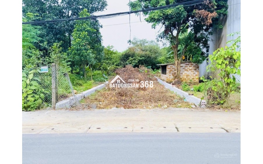 Chính chủ bán rẻ mảnh đất 100m2 full thổ cư vị trí cực đẹp. Sổ đỏ Hà Nội