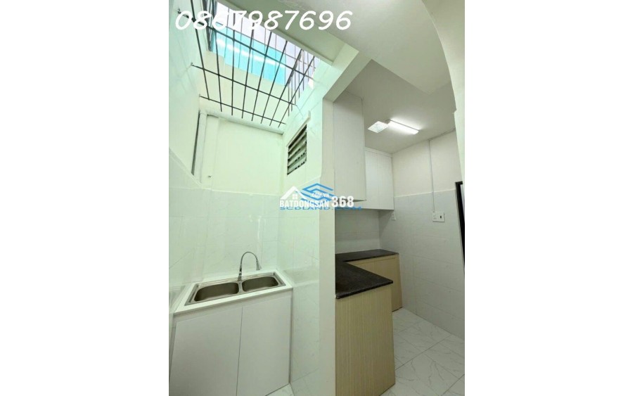 Bán nhà hẻm Phước Long, Nam Nha Trang, giá chỉ 2,35 tỷ, tiềm năng phát triển cao, LH ngay