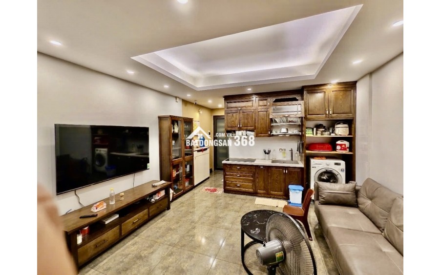 Bán nhà Trần Hưng Đạo, 90m 3 ngủ oto đỗ, ở sướng chỉ nhỉnh 3,5x tỷ