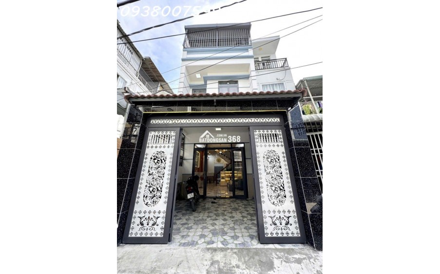 NHÀ BÁN GẤP GIẢM 400 TRIỆU. SÁT VÁCH QUẬN 7  - NHÀ MỚI Ở NGAY (4x15m) VUÔNG VỨC, TẶNG FULL NỘI THẤT - SỔ HỒNG HOÀN CÔNG, CÔNG CHỨNG NGAY - 5.5 TỶ