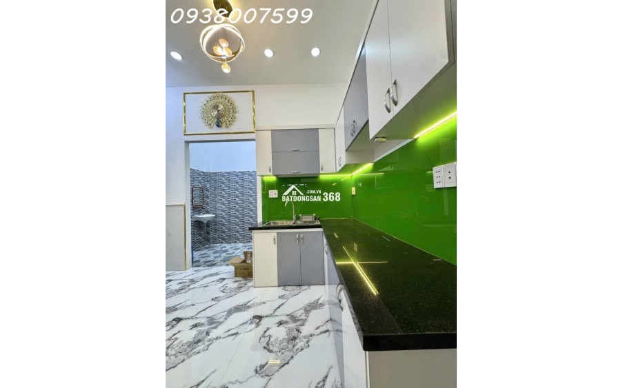 NHÀ BÁN GẤP GIẢM 400 TRIỆU. SÁT VÁCH QUẬN 7  - NHÀ MỚI Ở NGAY (4x15m) VUÔNG VỨC, TẶNG FULL NỘI THẤT - SỔ HỒNG HOÀN CÔNG, CÔNG CHỨNG NGAY - 5.5 TỶ