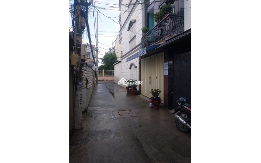 NHÀ MẶT TIỀN HẺM XE HƠI – HẺM 1806 HUỲNH TẤN PHÁT, NHÀ BÈ 
 Giá bán: 5 tỷ 850 triệu (thương lượng chính chủ)