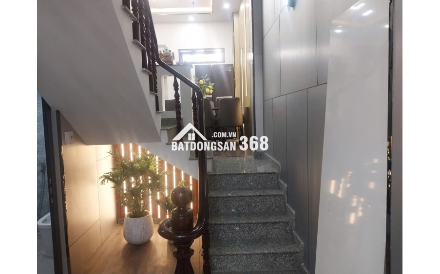 NHÀ MẶT TIỀN HẺM XE HƠI – HẺM 1806 HUỲNH TẤN PHÁT, NHÀ BÈ 
 Giá bán: 5 tỷ 850 triệu (thương lượng chính chủ)