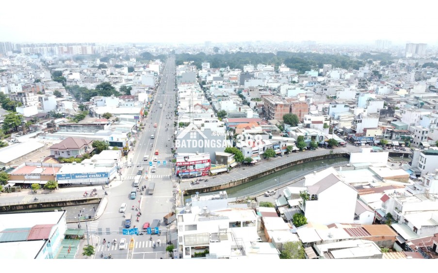 Cần bán 16 nhà phố 4,5 tấm giá chỉ 6,6 tỷ/căn đang xây bao hoàn công