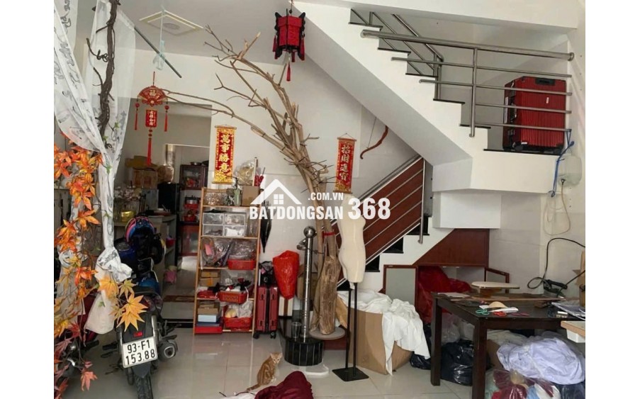 CHỦ NGỘP BANK CẦN BÁN GẤP – GIÁ CHỈ 3.3 TỶ (THƯƠNG LƯỢNG CHÍNH CHỦ) 
 LÔ GÓC – HẺM 3 GÁC – NHÀ ĐẸP Ở NGAY – GẦN PHÚ MỸ HƯNG, QUẬN 7