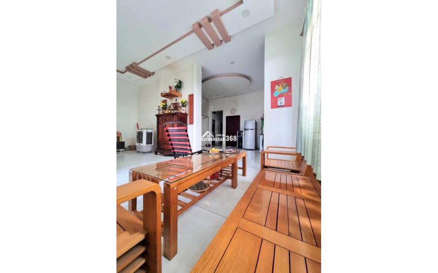 MẶT TIỀN KINH DOANH ĐỈNH – LÔ GÓC 2MT – 1T2L – DT 102M² (NGANG 7.5M)