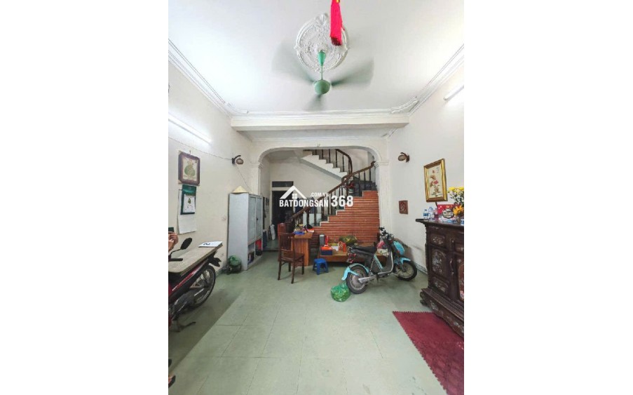 Bán Nhà 3 Tầng 61M2 Liên Mạc Từ Liêm Mặt Tiền 5M Giá Nhỉnh 6 Tỷ, Gần Ô Tô, Sổ Đẹp, Nở Hậu