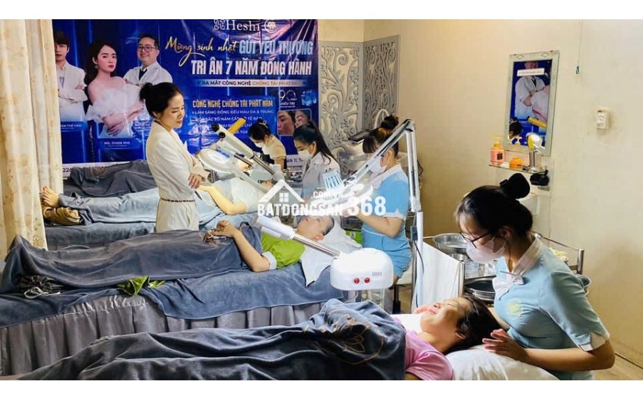 Spa Quận 11 cần sang nhượng Địa chỉ : 285 Lãnh Binh Thăng, p8, quận 11. Tphcm
