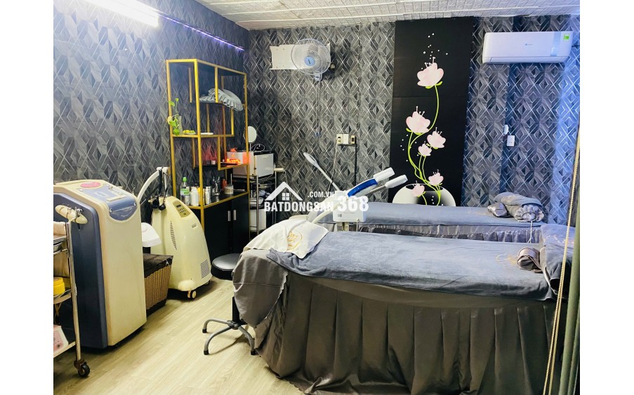 Spa Quận 11 cần sang nhượng Địa chỉ : 285 Lãnh Binh Thăng, p8, quận 11. Tphcm