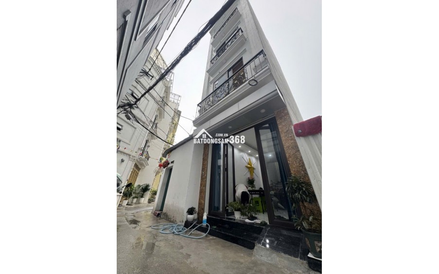 Bán Nhà Bắc Từ Liêm, Ô Tô Đỗ Cửa, 5 Tầng, Diện Tích 30M2 Giá 6,3 Tỷ( Có Thương Lượng)