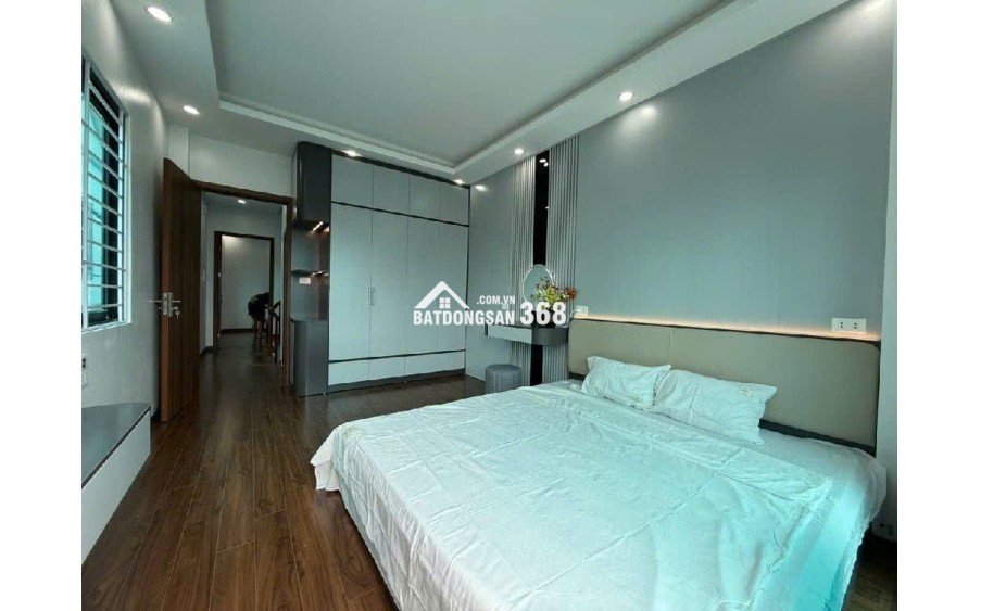 LÔ Góc- Kinh DOANH, Ô Tô Tránh Thượng CÁT, Nhà 5 Tầng THANG MÁY Diện Tích 42 M2 Giá Nhỉnh 7 Tỷ.