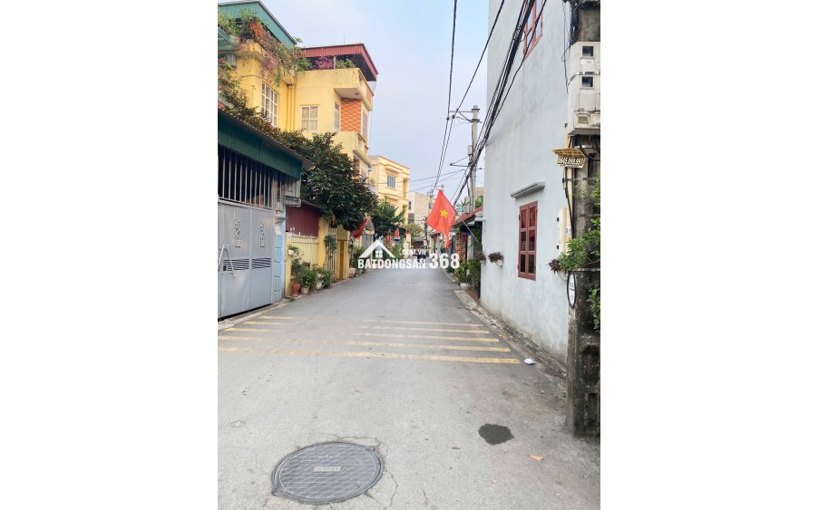 115m2 đất full thổ cư tại Dương Xá, Gia Lâm - Sổ vuông vắn nở hậu - Ngõ thông ô tô - Giá chỉ 70tr/m