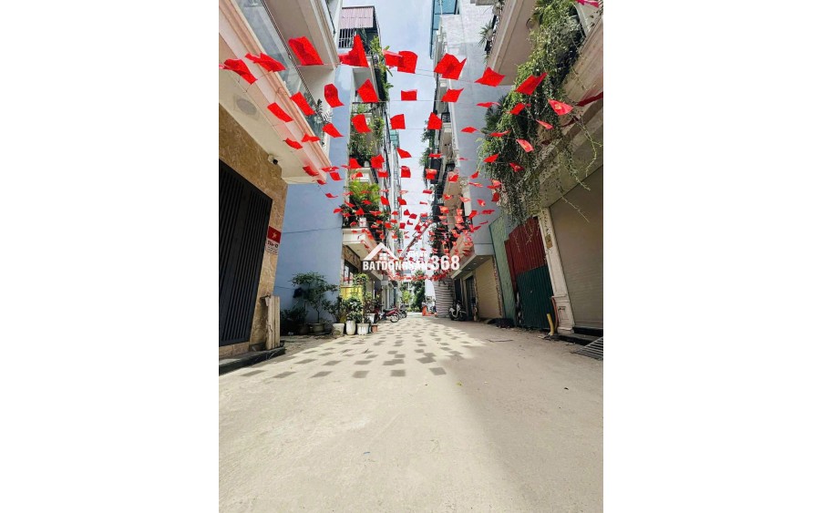 PHÂN LÔ TĐC NGỌC THỤY - SIÊU HIẾM CÓ - DT 30M GIÁ CHỈ HƠN 9 TỶ