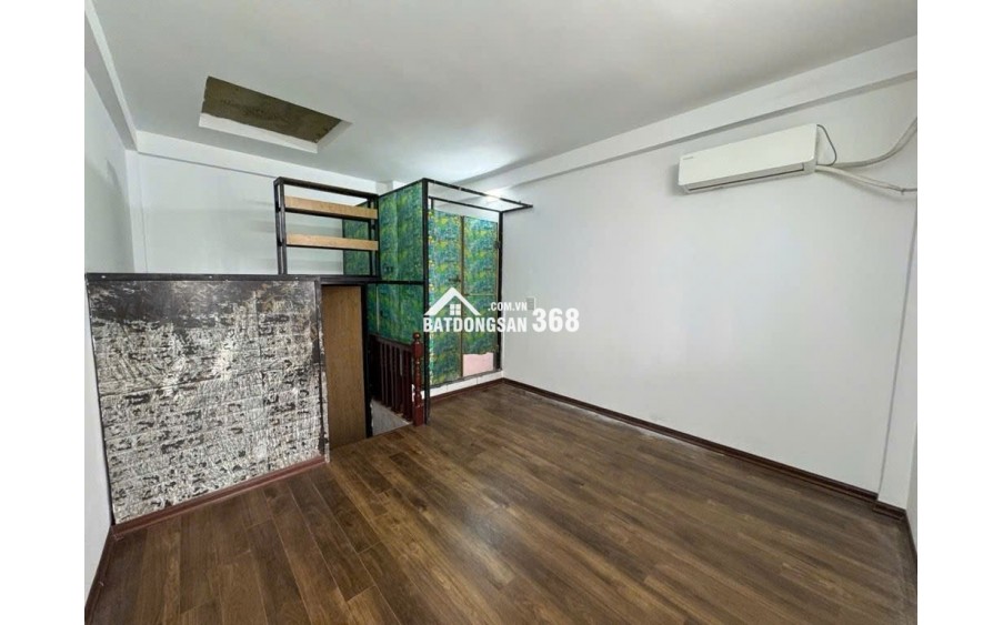 BÁN NHÀ LĨNH NAM Ô TÔ CÁCH 20M GẦN CHỢ, GẦN TRƯỜNG ĐẠI HỌC 32M GIÁ YÊU THƯƠNG