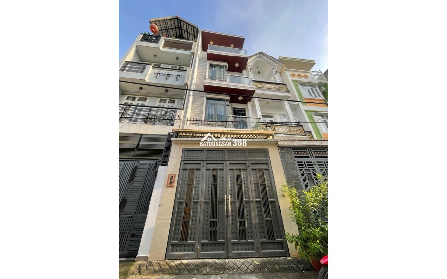 4 tầng - 70m²  Không gian riêng cho cả gia đình gần Lã Xuân Oai  Tầm giá 5 tỷ.