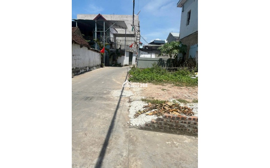 Bán Lô góc 2 mặt tiền tại thôn Trung - Nội Hoàng - Yên Dũng, 2,98 tỷ