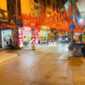 BÁN NHÀ TẠI PHỐ NGỌC LÂM - PHỐ VIP - MẶT NGÕ Ô TÔ TRÁNH - KINH DOANH ĐỈNH - VỈA HÈ RỘNG 2 BÊN - XUNG QUANH TIỆN ÍCH BẠT NGÀN