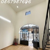 Bán nhà hẻm Phước Long, Nam Nha Trang, giá chỉ 2,35 tỷ, tiềm năng phát triển cao, LH ngay