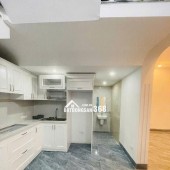 BIỆT THỰ THU NHỎ - MẶT TIỀN QUYỀN LỰC - GẦN PHỐ - HƯỞNG TRỌN TIỆN ÍCH TÂY HỒ - GIÁ TRỊ TĂNG NHANH NHỜ HIỆU ỨNG ĐẠI LỘ CẢNH QUAN VEN SÔNG HỒNG